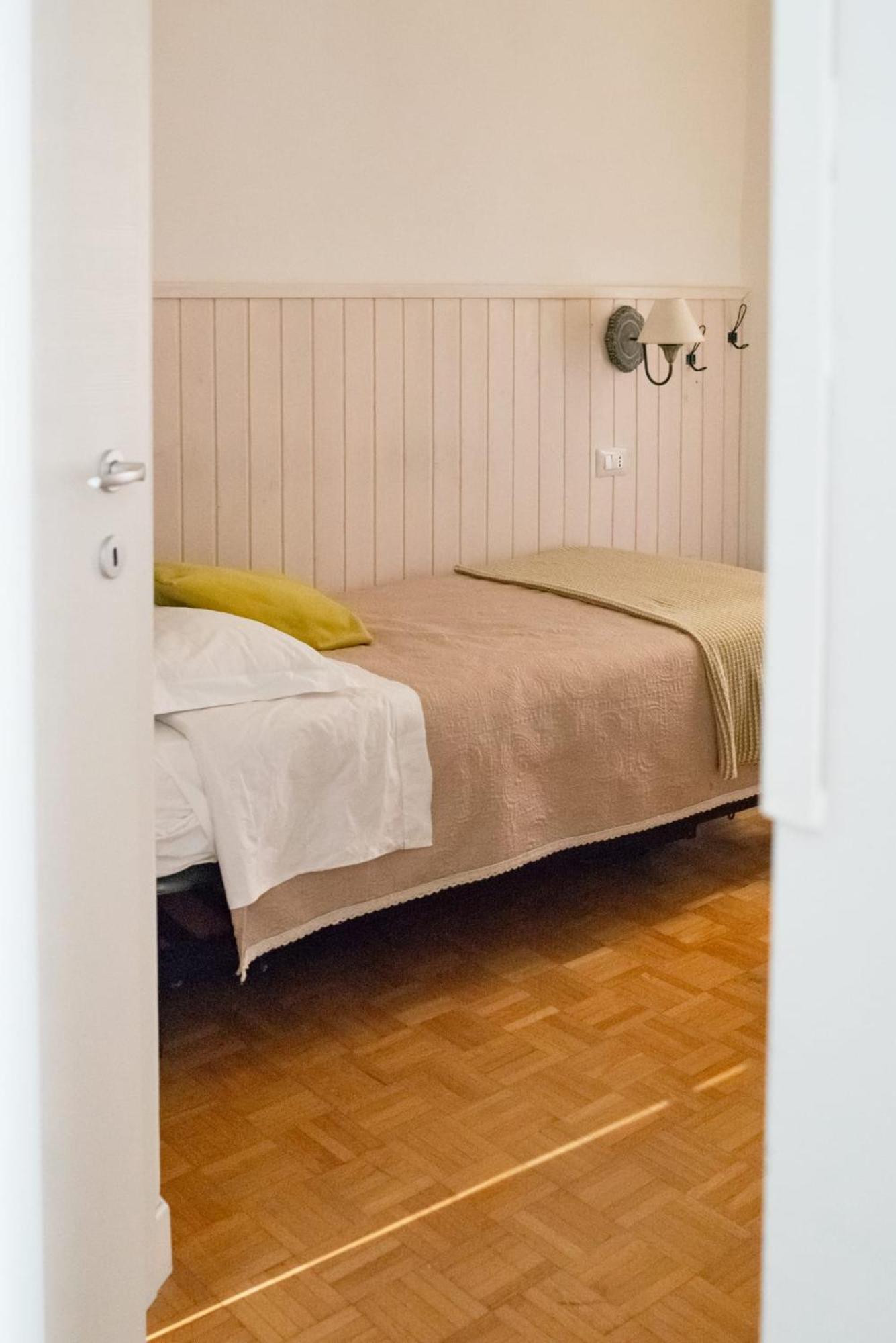 Residenza I Rioni Guesthouse روما المظهر الخارجي الصورة