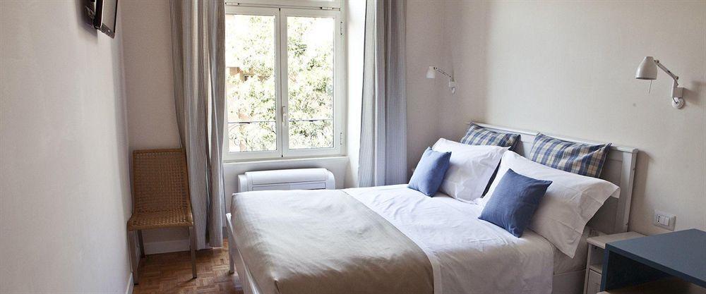 Residenza I Rioni Guesthouse روما المظهر الخارجي الصورة